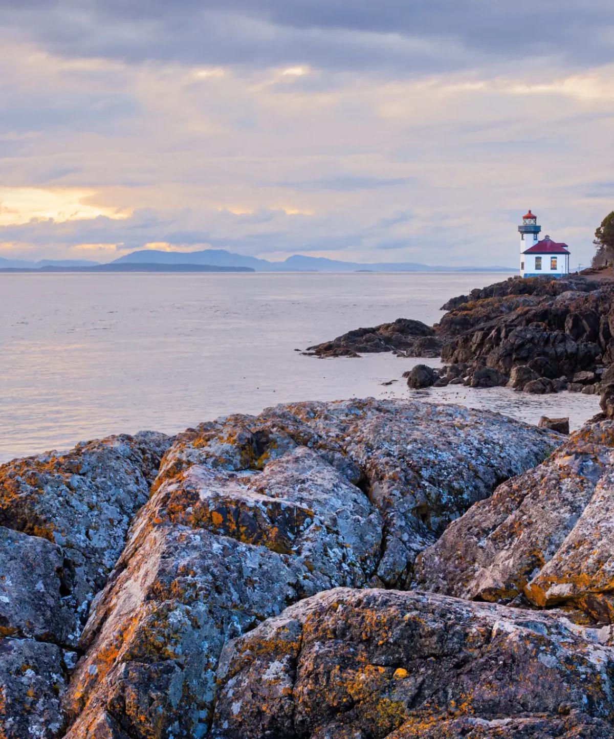 San Juan Island-Hopping